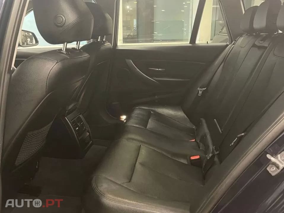 BMW 320 d Touring ED Line Luxury Auto