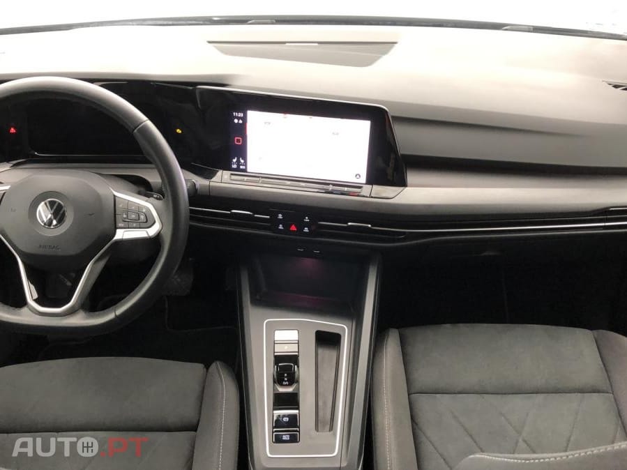 Volkswagen Golf 1.4 TSI e-Hybrid DSG