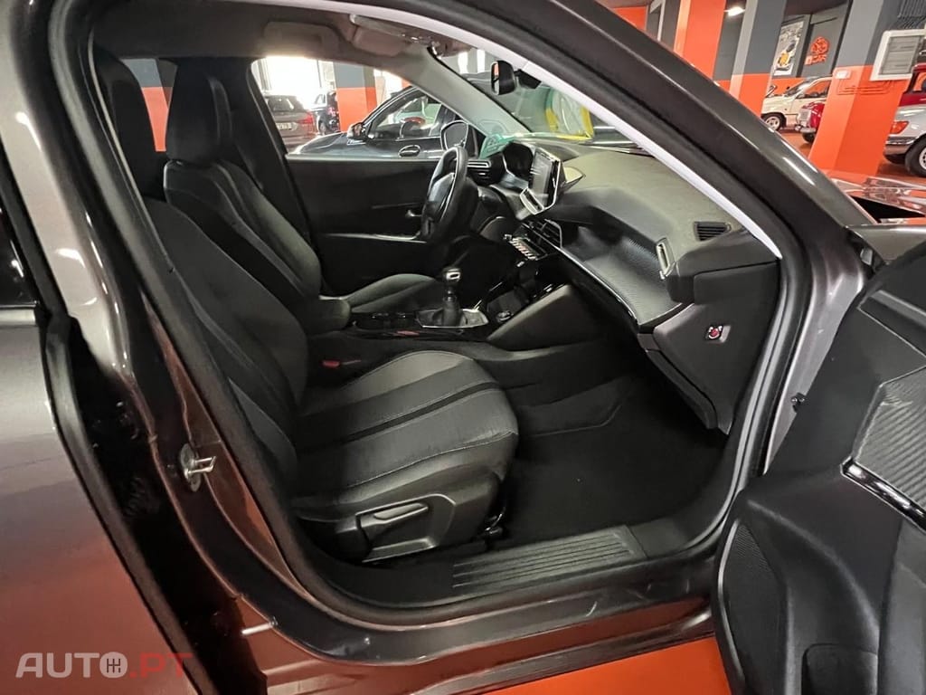 Peugeot 2008 LOUNGE  S&S