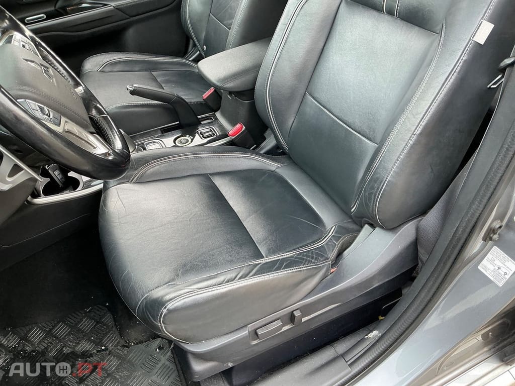 Mitsubishi Outlander 2.0 PHEV Instyle  Diamond 4WD