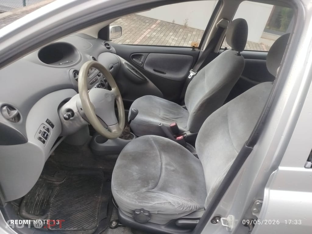 Toyota Yaris 1.0 Luna