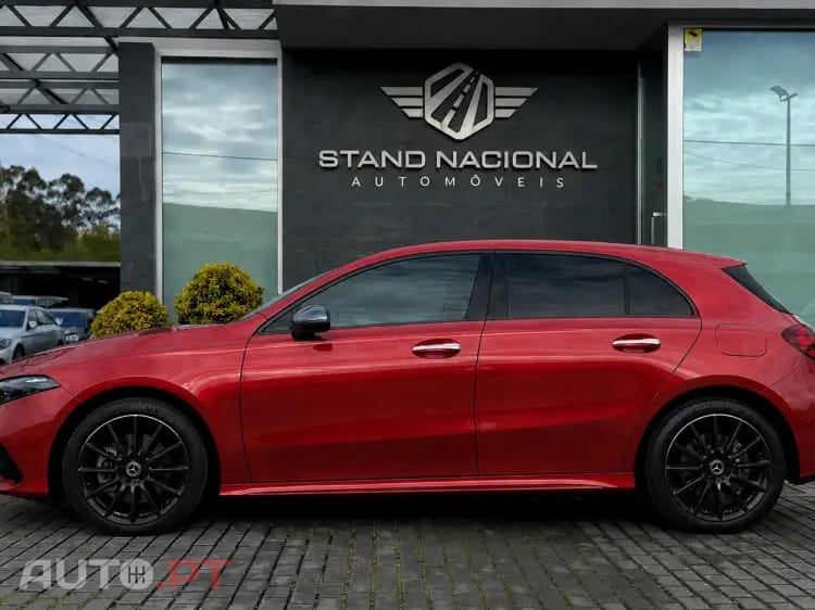 Mercedes-Benz A 250 e AMG Line