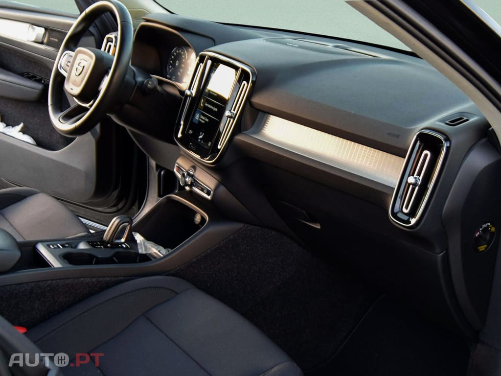 Volvo XC40 1.5 T5 PHEV Inscription Expression