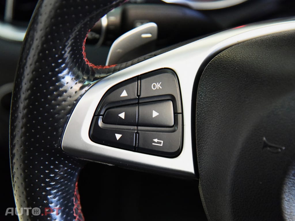 Mercedes-Benz SLC d