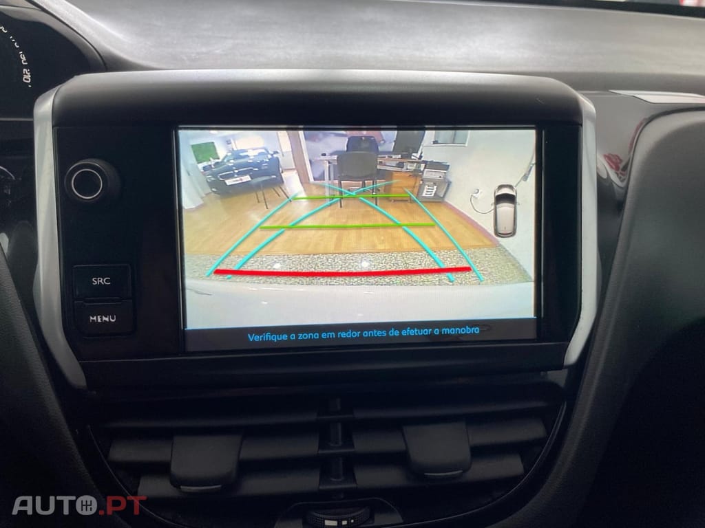 Peugeot 208 1.2 PureTech Signature