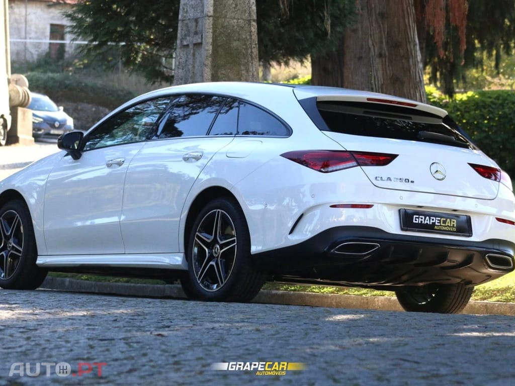 Mercedes-Benz CLA 250 AMG Line - Plug-In