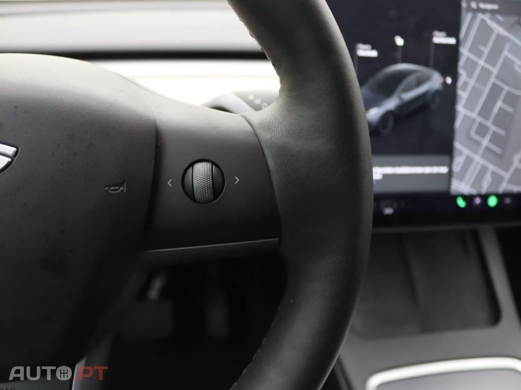 Tesla Model Y Long Range AWD I.V.A DEDUTIVEL 