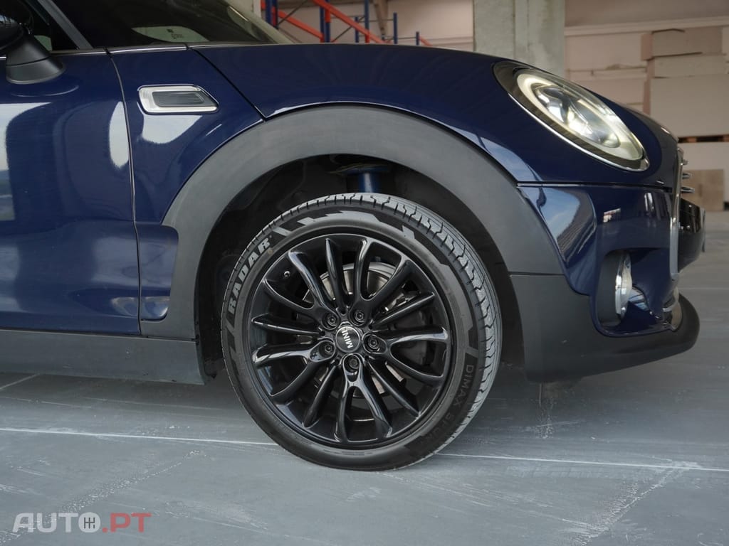 MINI Clubman Cooper D Auto
