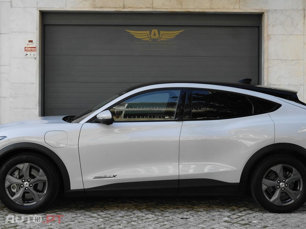 Ford Mustang Mach-E 98.7 kWh Premium