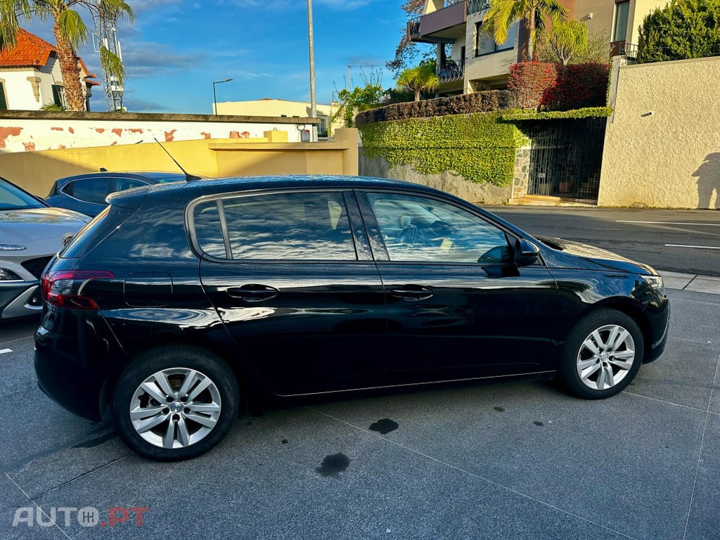 Peugeot 308 1.5 BlueHDi Style