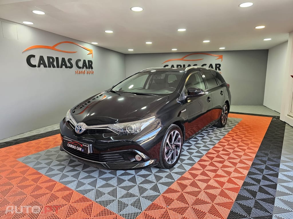 Toyota Auris Hybrid 1.8 HSD Exclusive