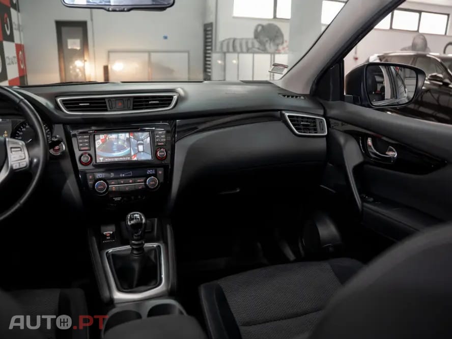 Nissan Qashqai 1.5 dCi N-Connecta