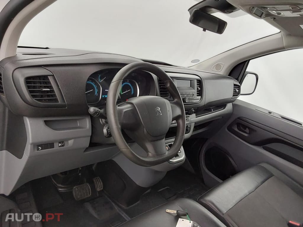 Peugeot E-Expert 75 kWh Standard
