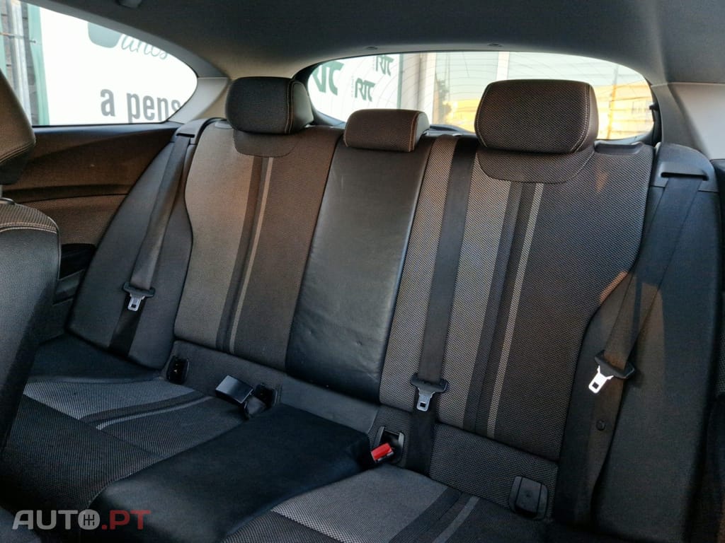 BMW 116 d Line Urban Auto