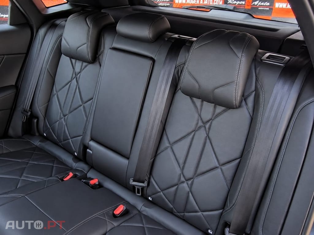 DS DS7 Crossback 2.0 BlueHDi La Première EAT8