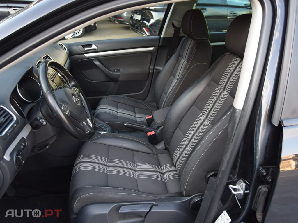 Volkswagen Golf Variant 2.0 TDi Highline DSG