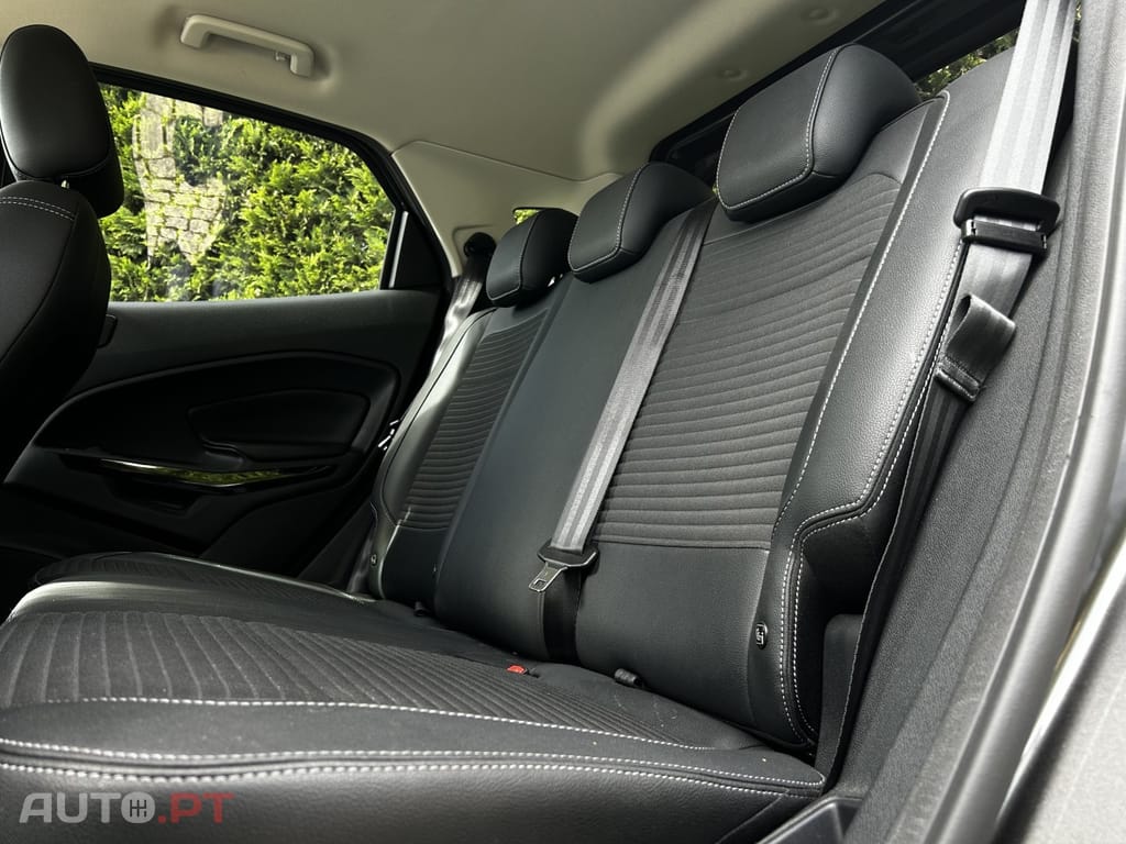 Ford EcoSport 1.0 EcoBoost TITANIUM
