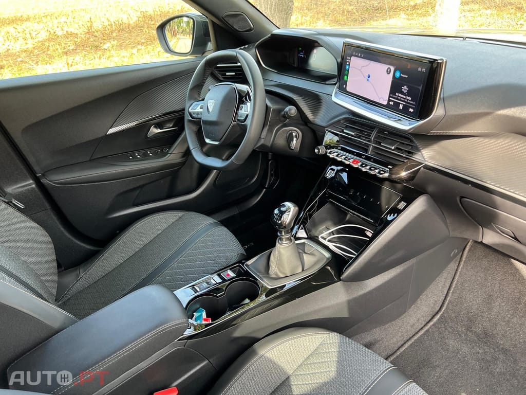 Peugeot 2008 1.2 PureTech Allure