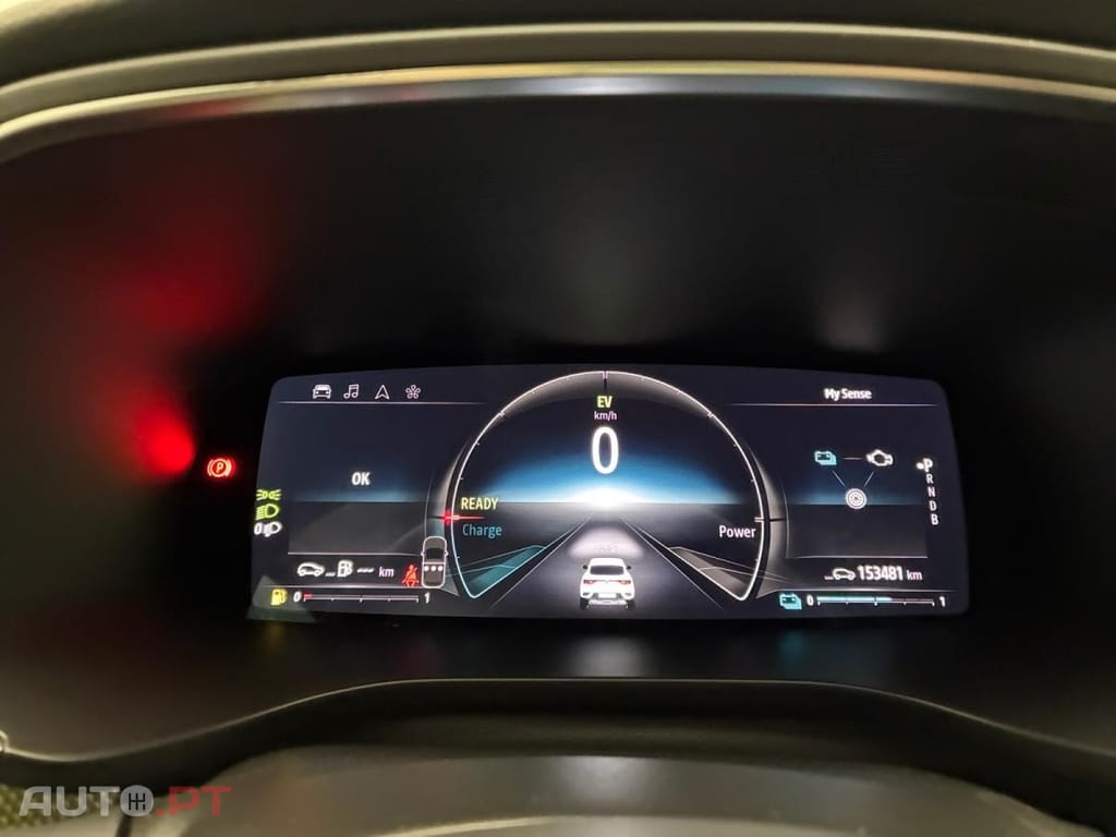 Renault Arkana E-Tech Techno