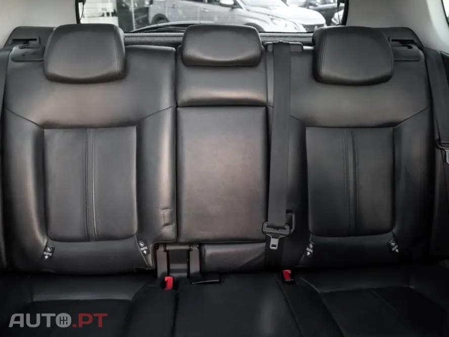 Peugeot 3008 2.0 HDi Hybrid4