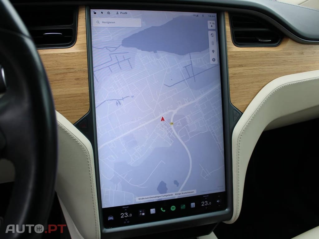 Tesla Model X Dual