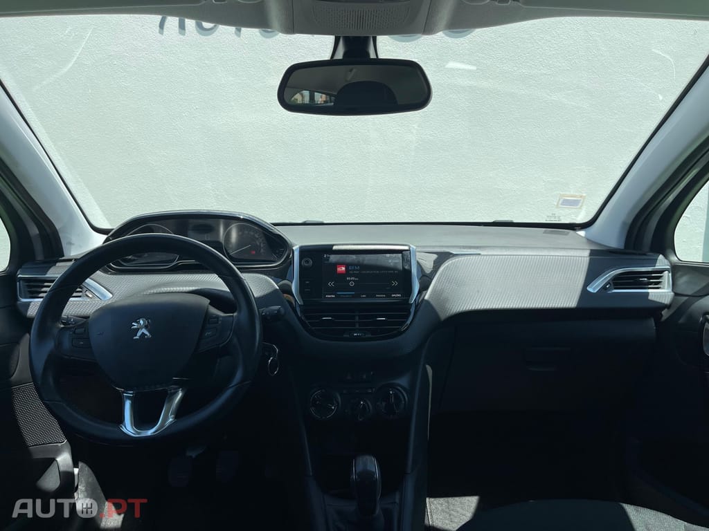 Peugeot 208 1.6 BlueHDi Style