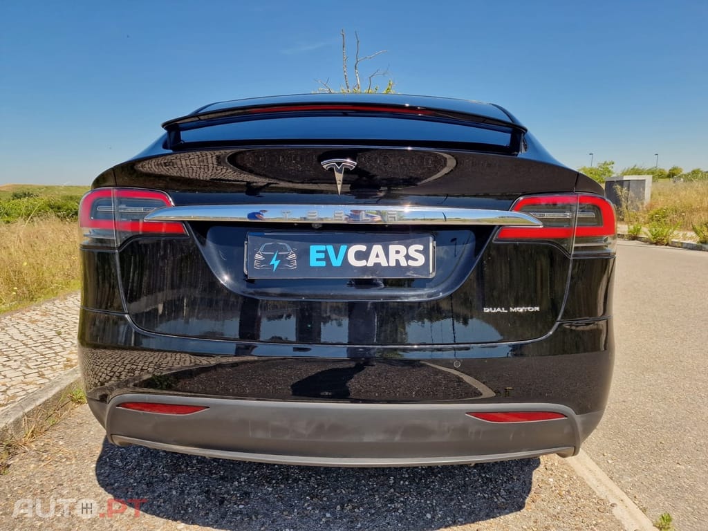 Tesla Model X Long Range