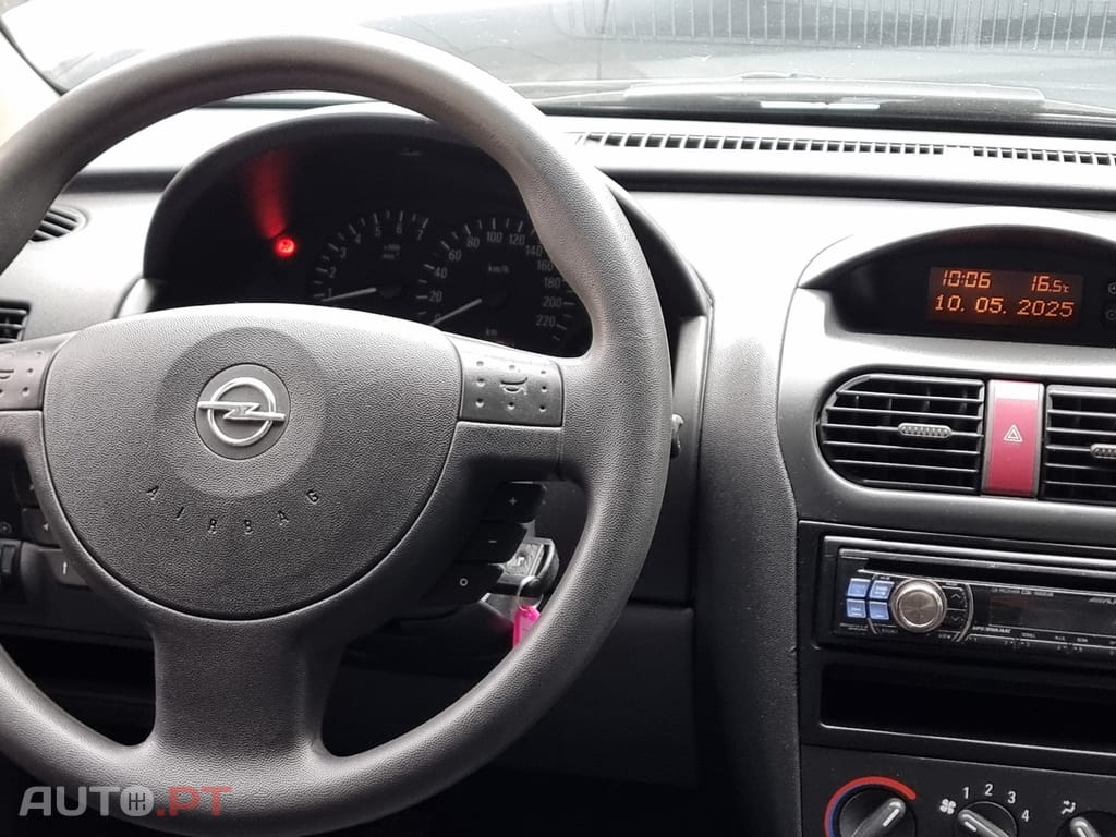 Opel Corsa 1.2 16V Confort