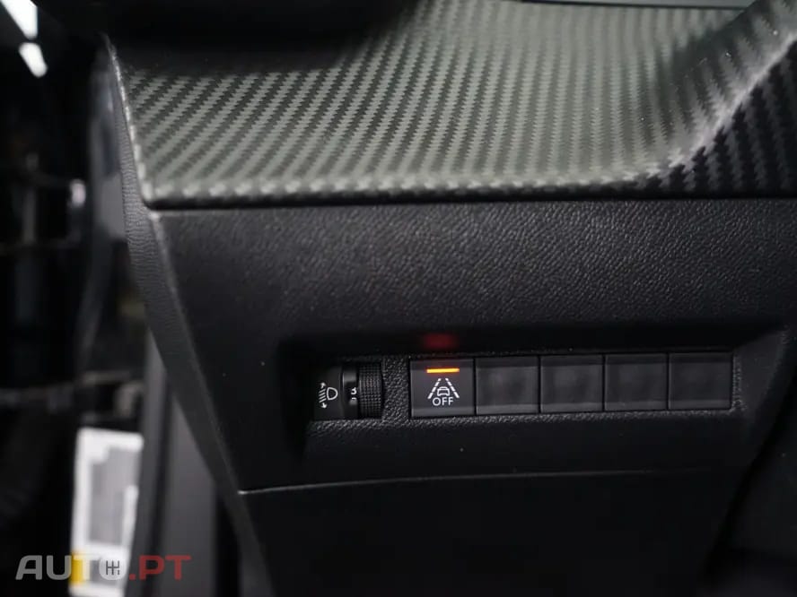 Peugeot 2008 1.2 PureTech Allure
