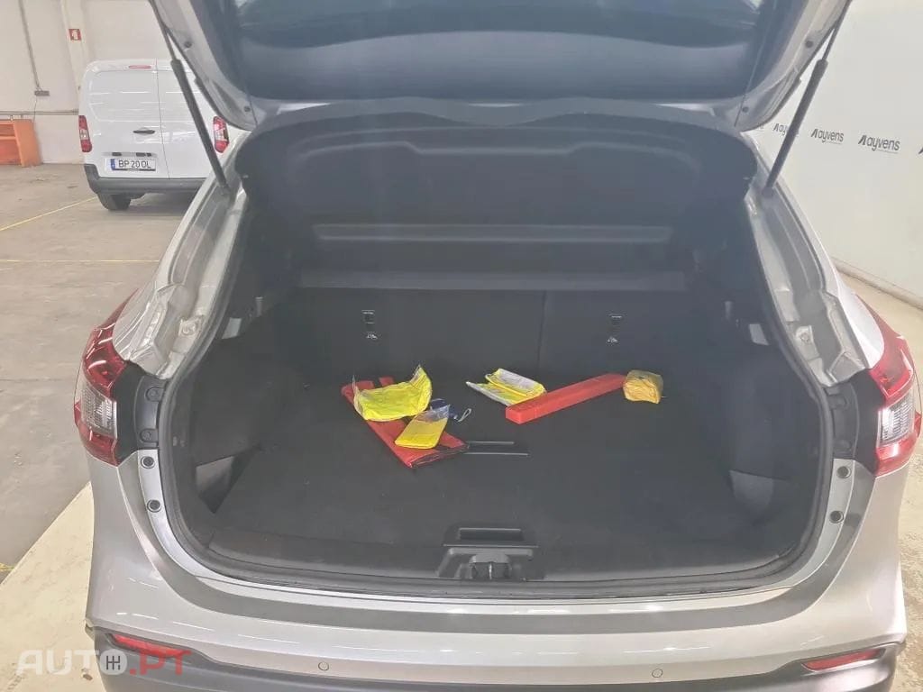 Nissan Qashqai 1.5 dCi N-Connecta J18