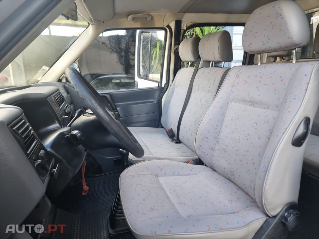 Volkswagen Transporter 2.4 D C. Dupla