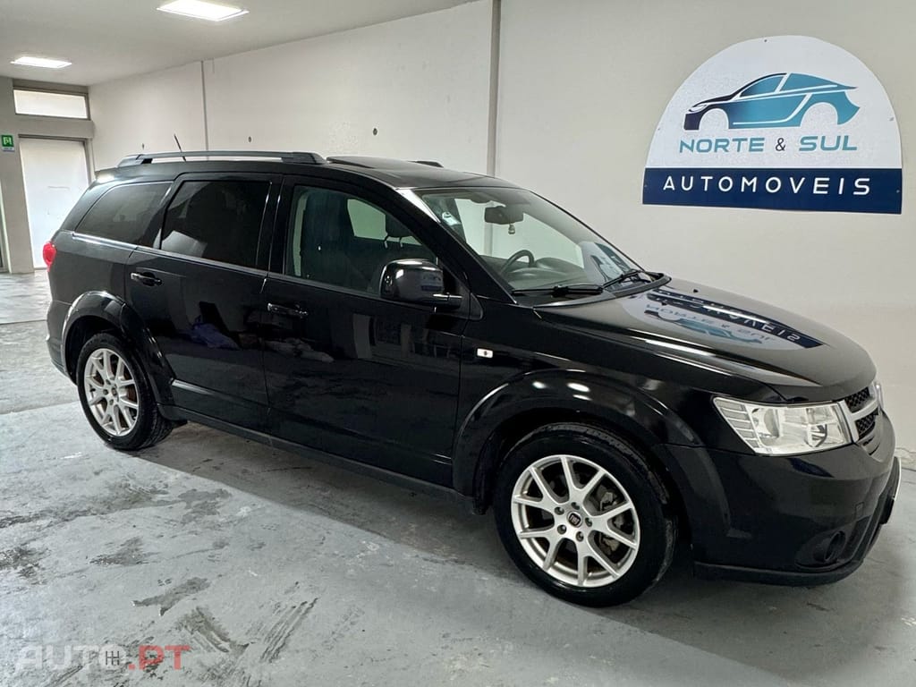 Fiat Freemont black 7 lugares