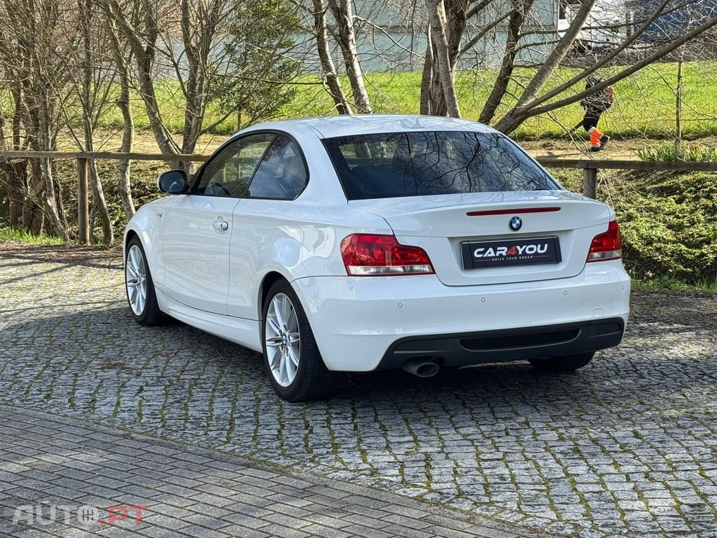 BMW 120 d Coupe Limited Edition Lifestyle c/ M Sport Pack