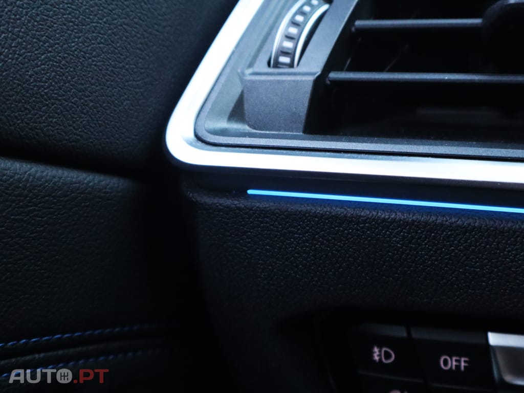 BMW 330 e Touring Pack M Auto