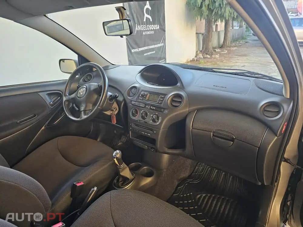 Toyota Yaris 1.4 D-4D Sol AC