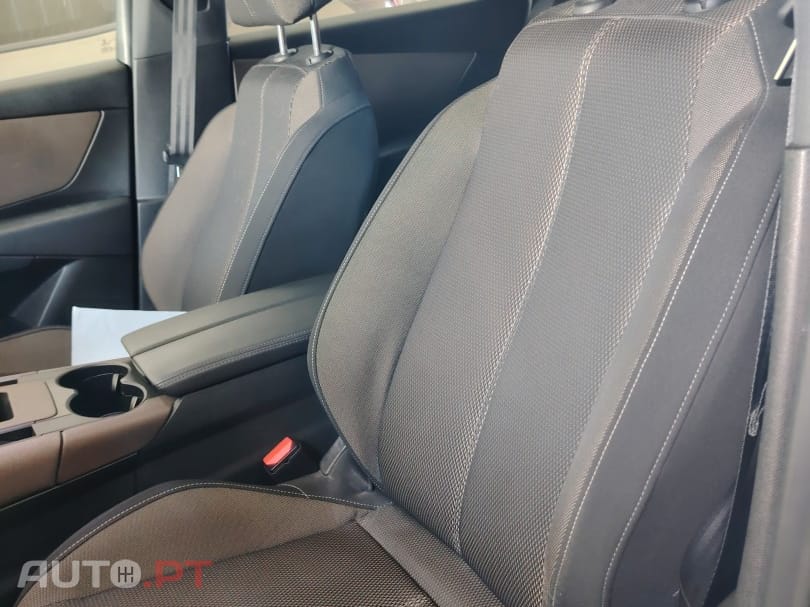 DS DS7 Crossback 1.6 180 cv EAT8 SO CHIC