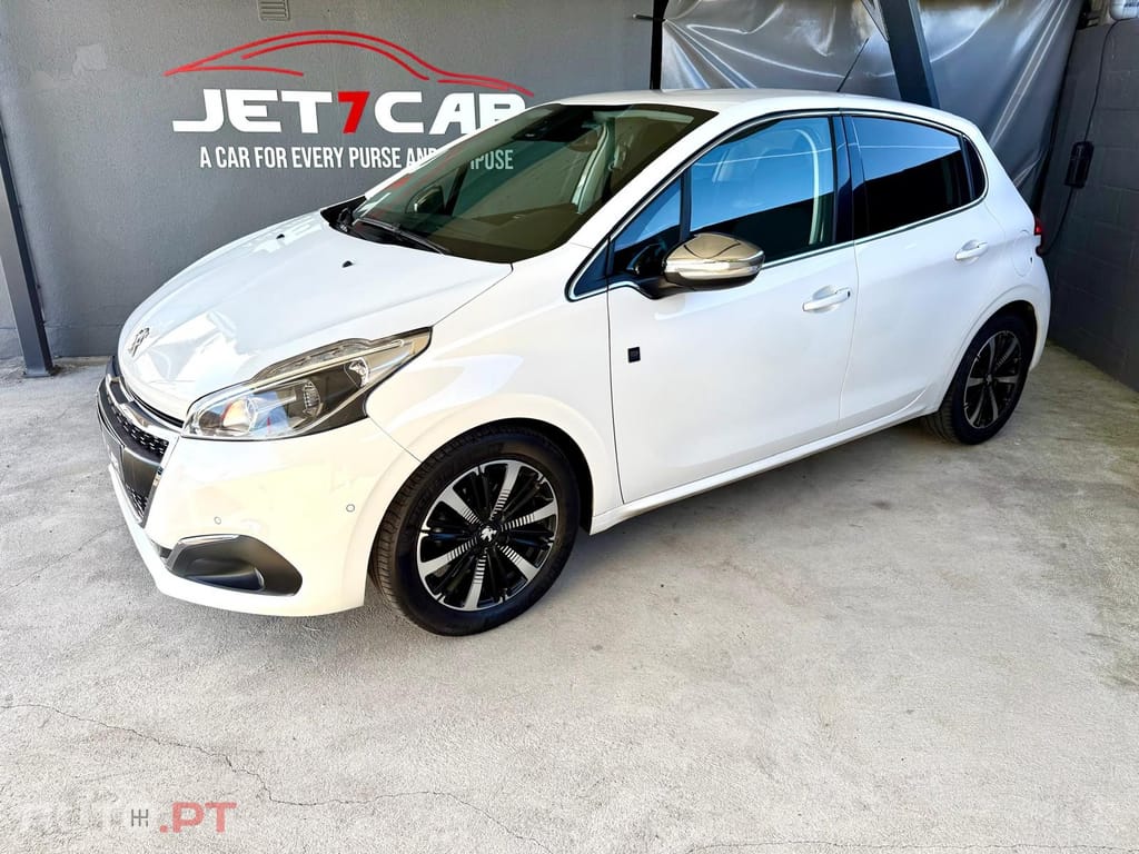 Peugeot 208 1.2 PureTech Tech Edition