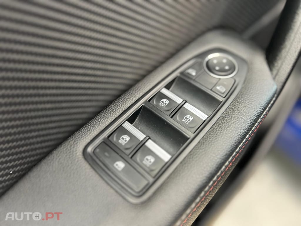 Renault Captur 1.0 TCe RS Line