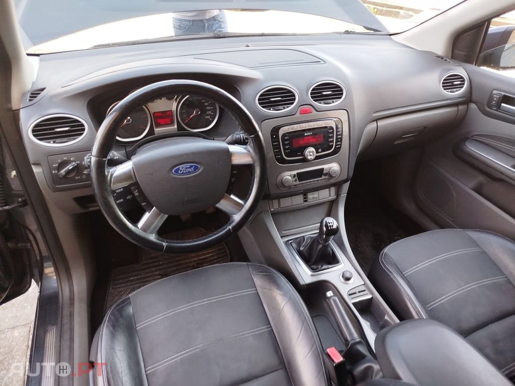 Ford Focus SW 1.6 TDCi Titanium 17