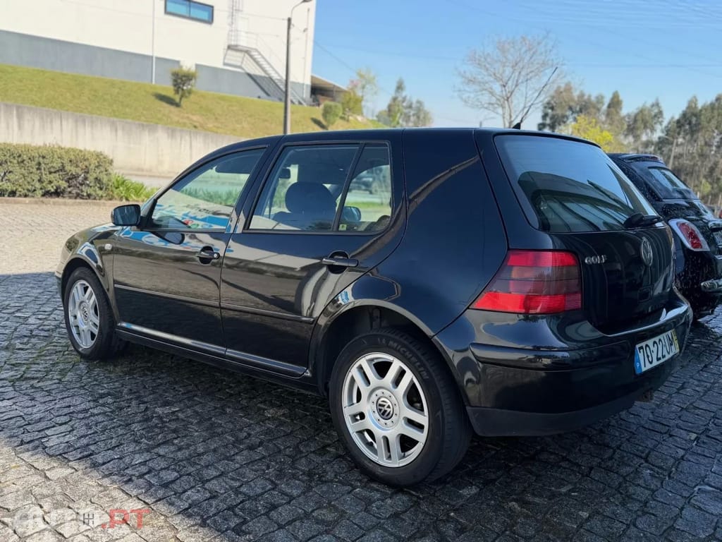 Volkswagen Golf 1.4 FSi Confortline