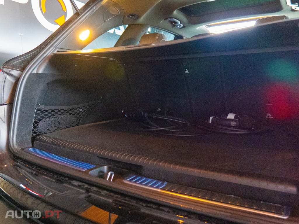 Mercedes-Benz GLC 300 4MATIC AMG LINE