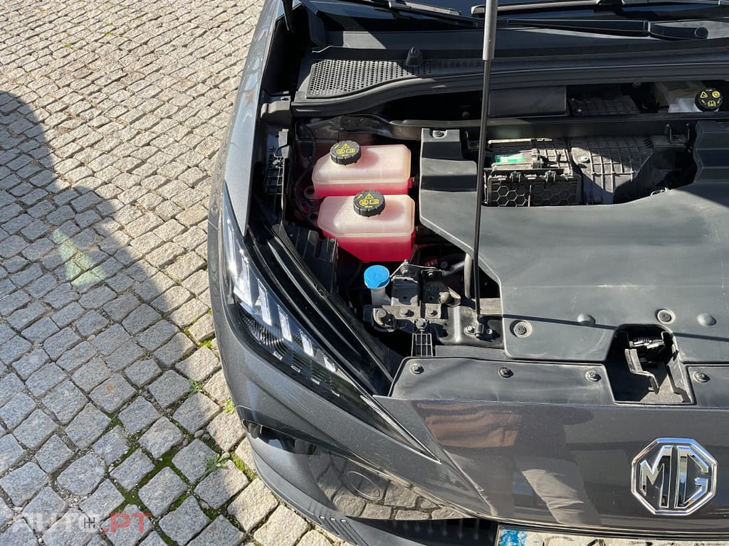 MG MG4 51 kWh Standard