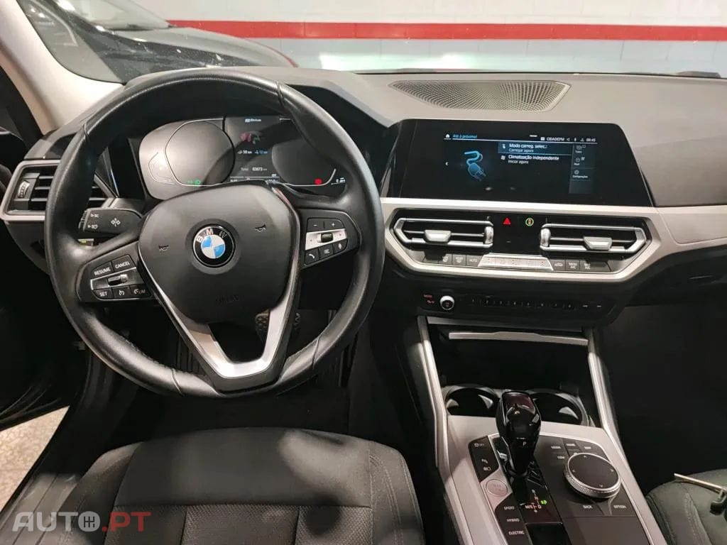 BMW 330 e Touring Corporate Edition Auto