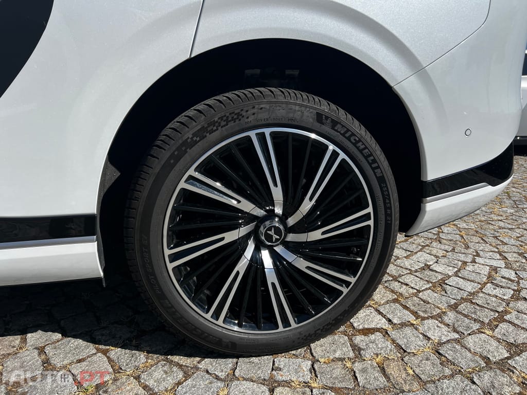 XPeng G9 98 kWh AWD Performance