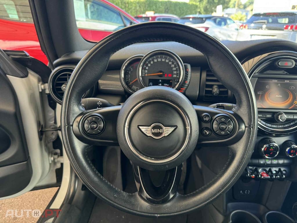 MINI Cooper Cooper D