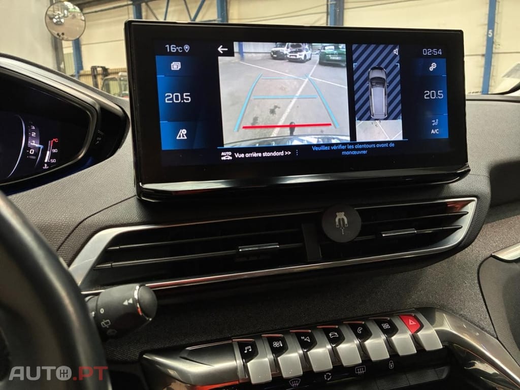 Peugeot 5008 1.2 PureTech Allure EAT8