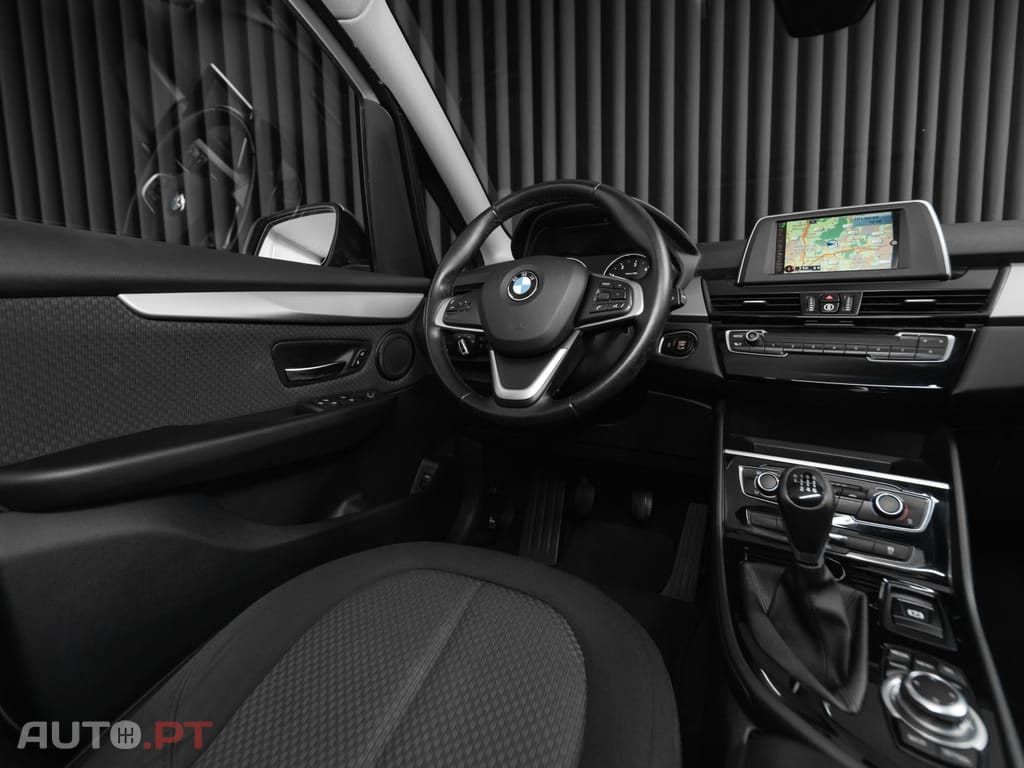 BMW 216 d Advantage