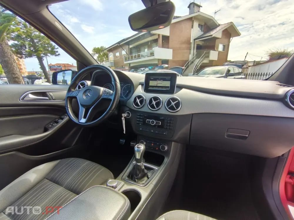 Mercedes-Benz B 200 CDI BlueEFFICIENCY