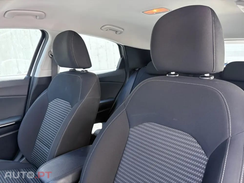 Kia Xceed 1.6 GDi PHEV Drive
