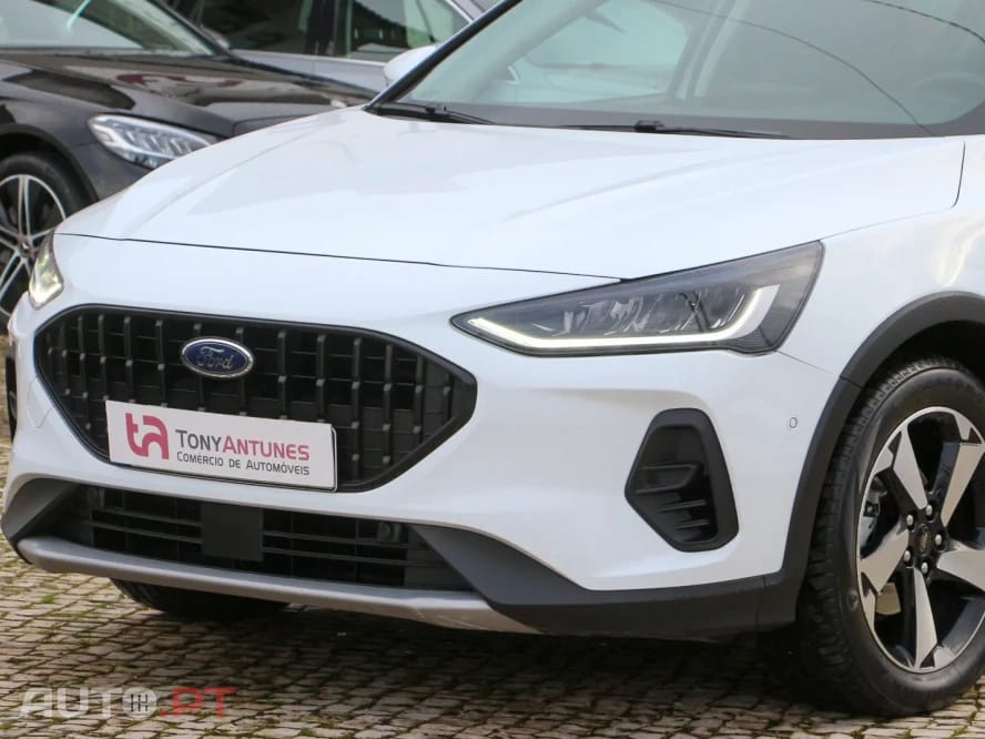 Ford Focus 1.0 EcoBoost MHEV Active